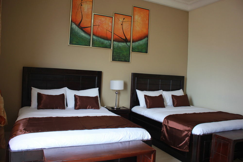 Palm Spring Resort Monrovia Eksteriør bilde